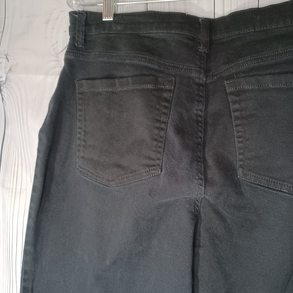 Gloria Vanderbilt Amands Classic Black Jeans - Picture 11 of 12